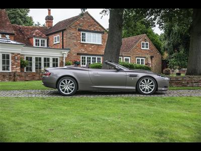 Aston Martin+DB9